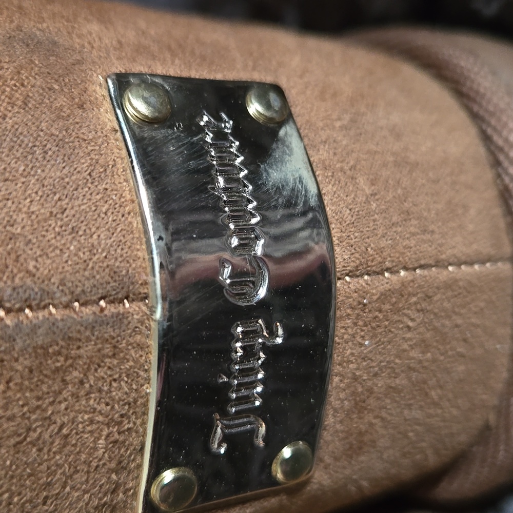 Boots - Picture 4 of 6